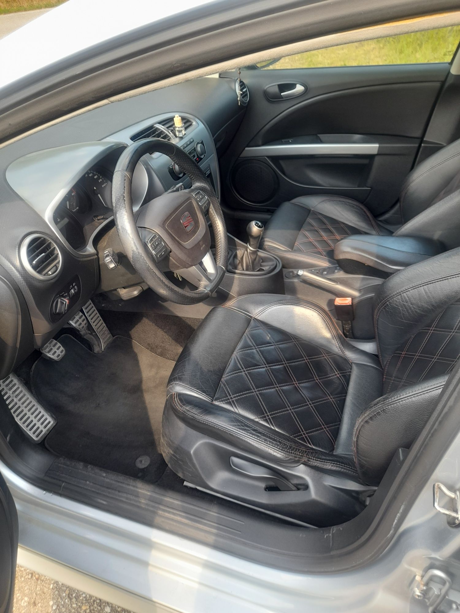 Seat Leon 2 1p lift 2011r Ms Design 1.6 TDI