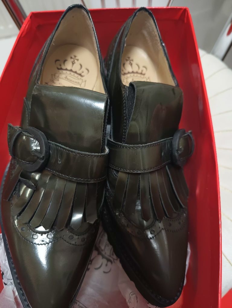 Buty damskie mokasyny