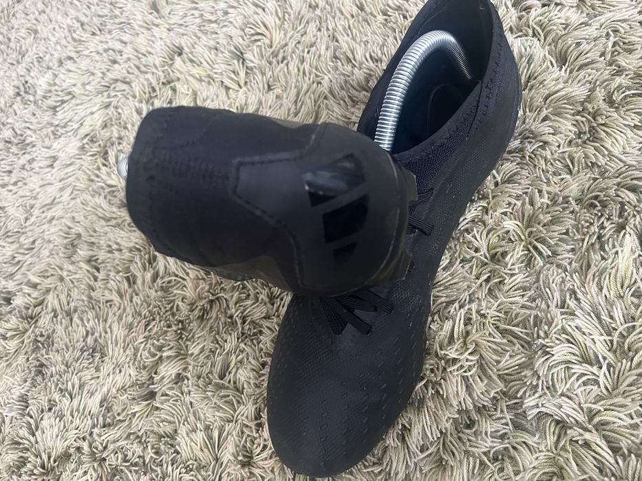 Футбольні бутси Adidas Predator Accuracy 3 Fg Black 43,5p
