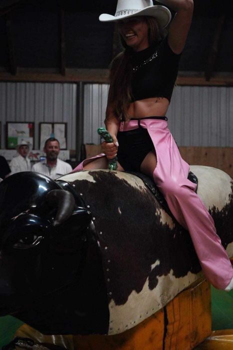 Byk RODEO, Dmuchańce, Symulator, Kolejka elektrycz, Organizacja imprez