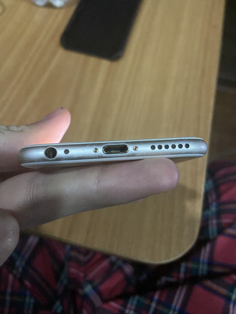 Продам Айфон 6 б/у