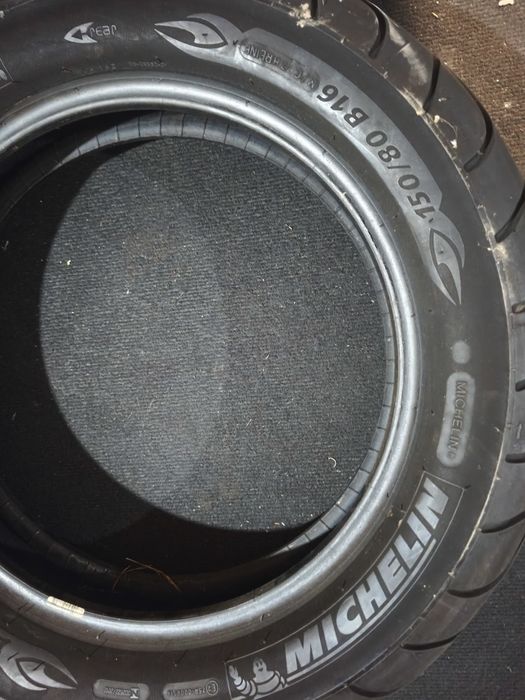 Pneus mota (Harley Davidson)