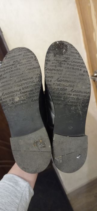 Женские кожаные туфли на шнурках размер 39(стелька 25.5 см)