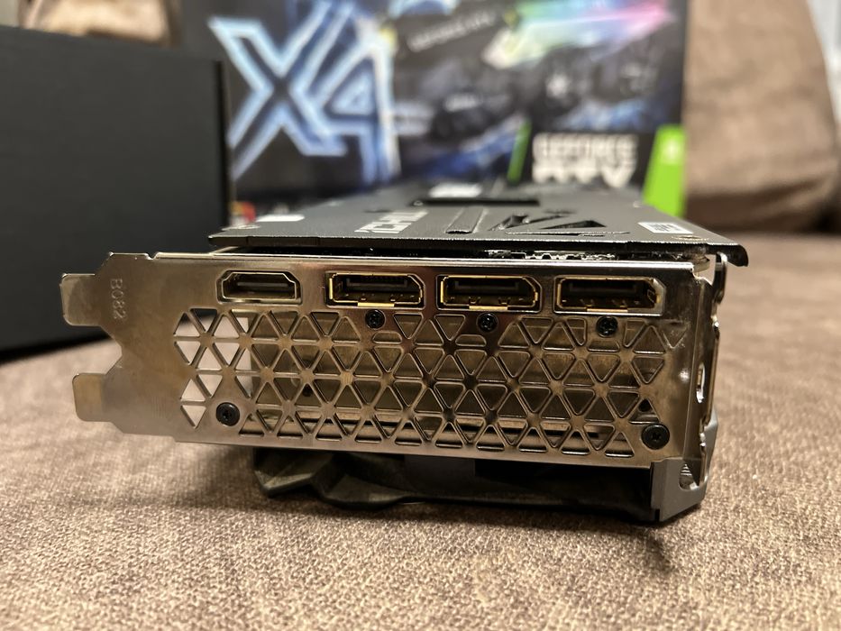 Відеокарта GeForce RTX 3070 INNO3D ICHILL X4 LHR