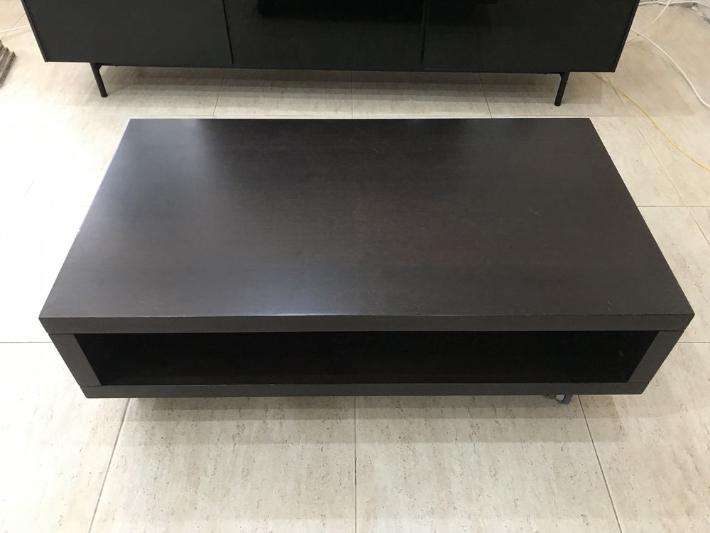 Mesa para TV  com rodas