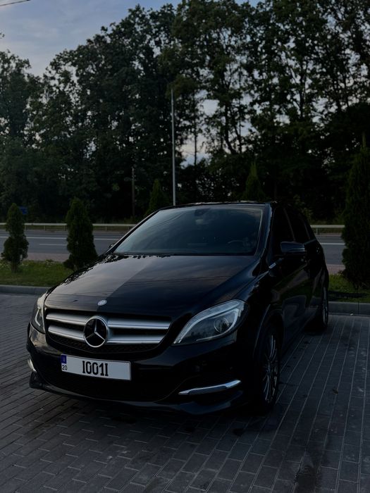 Mersedes-Benz B-Class 2016 b250e
