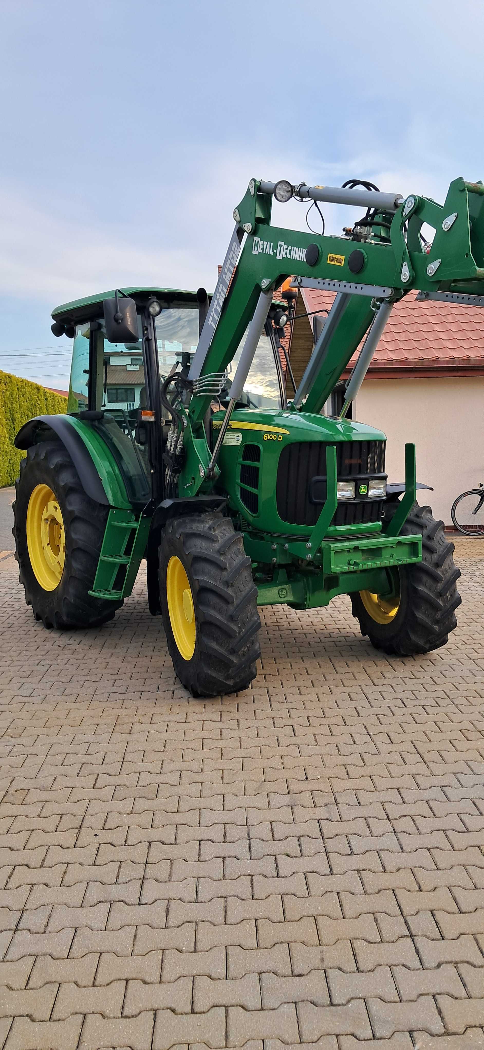 John Deere 100 D 100 KM