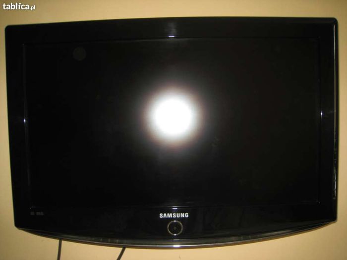 Telewizor LCD Samsung LE 26 R 82 B- 26 cali