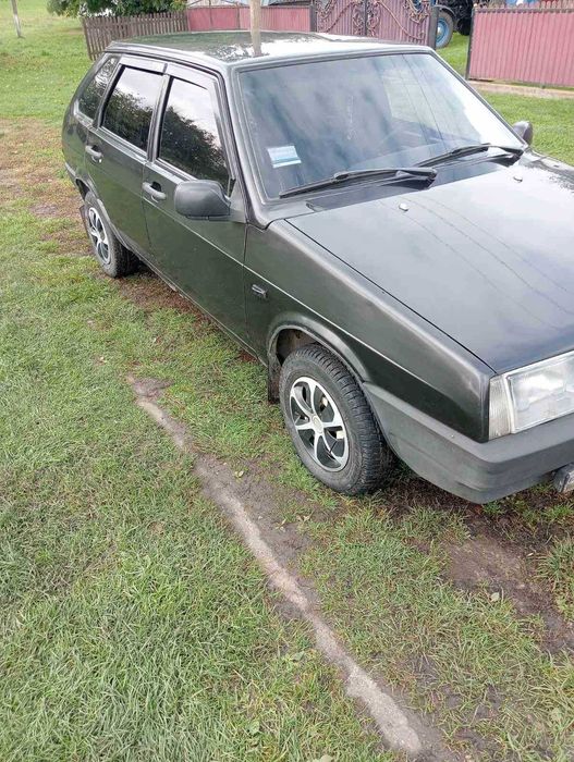 Продам машину Ваз 2109