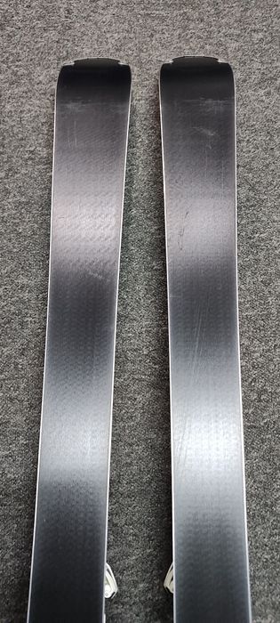 Narty 157 cm Atomic CLOUD C8 + wiązanie M10 2023r.