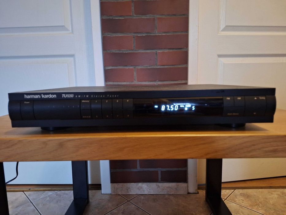 tuner harman kardon TU9200