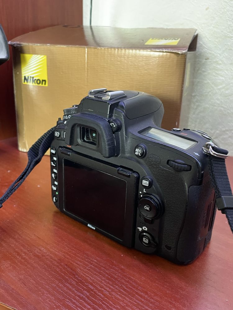 Nikon D750 Body + спалах Meike Mk950II