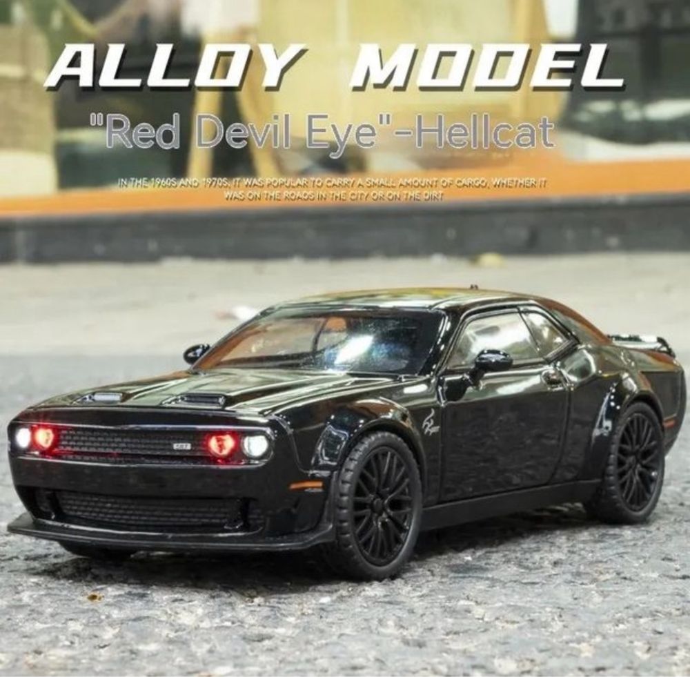 Carro miniatura Dodge Challenger Hellcat 1:32