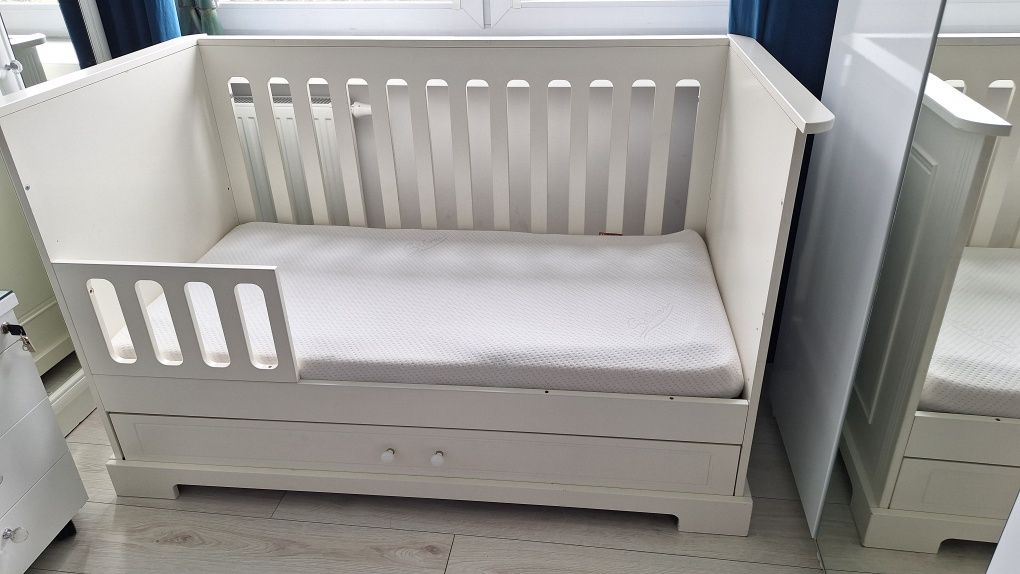 Łóżeczko Ines Elegant White 70x140 z funkcją tapczanika + materac