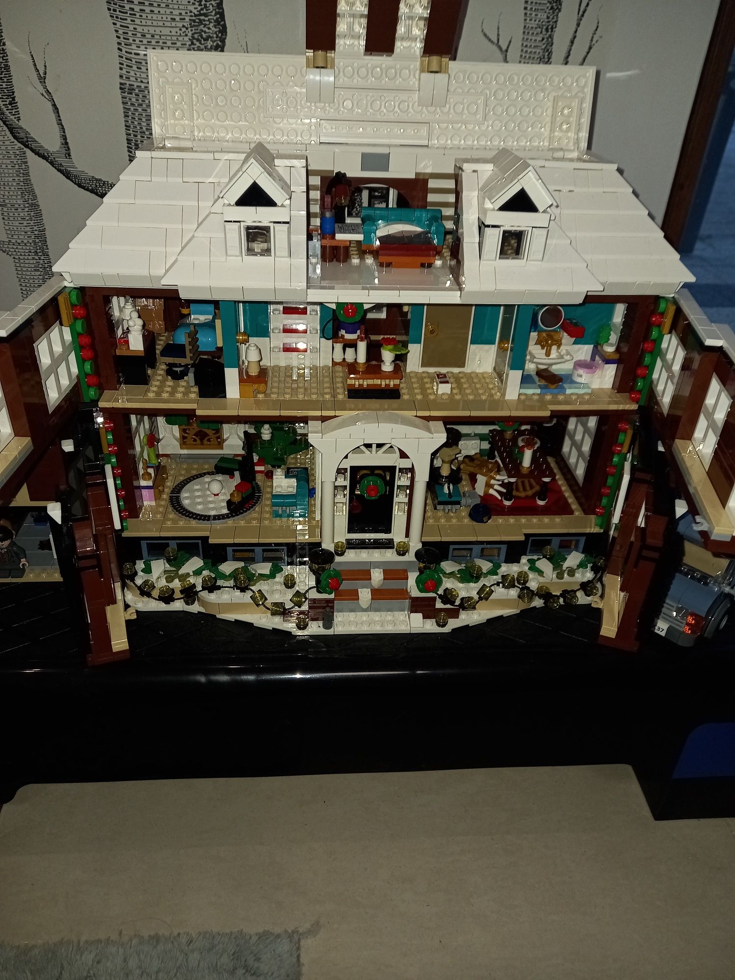 Lego 21330 home alone