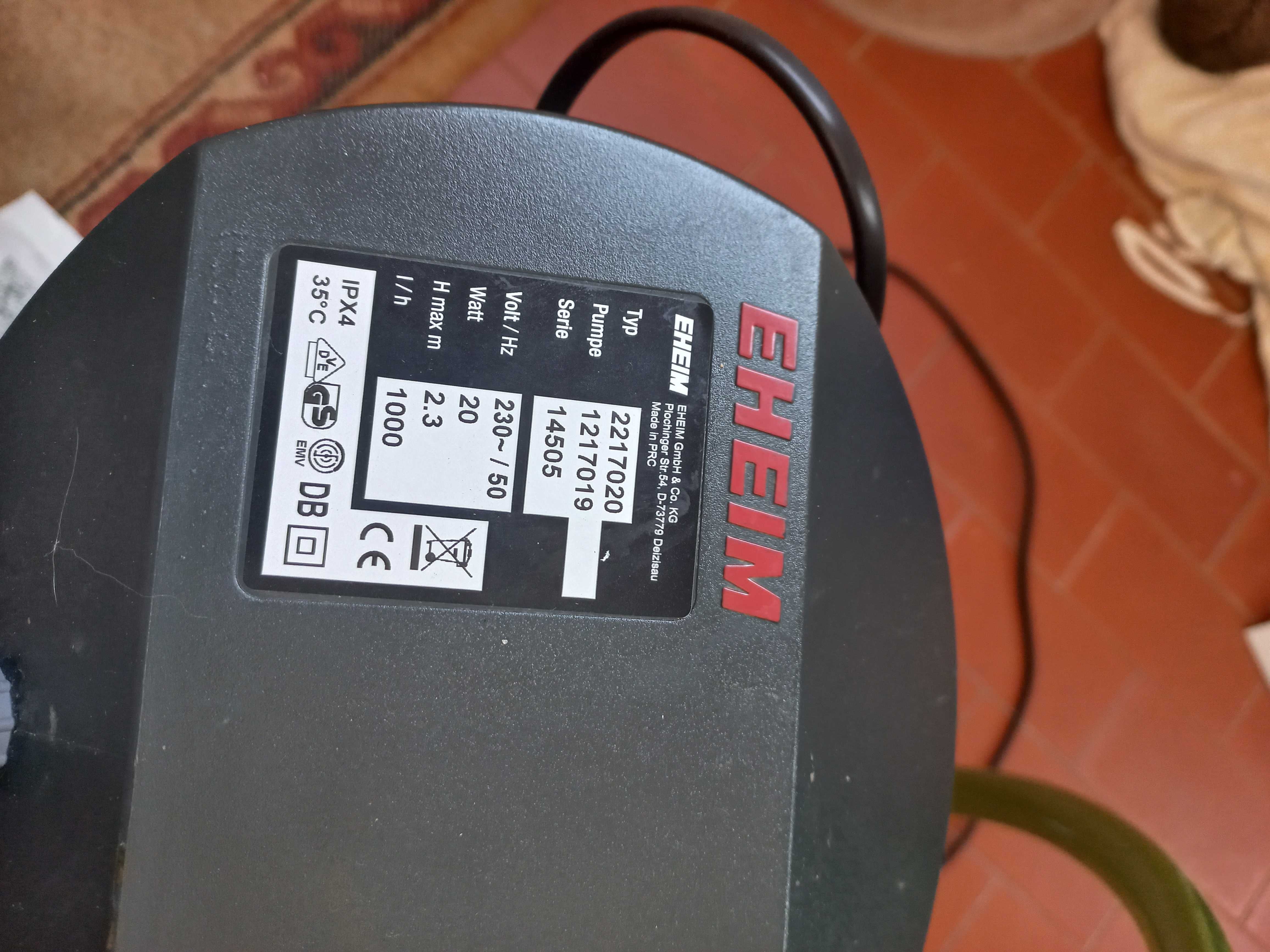 Filtro para aquário  da marca EHEIM  600