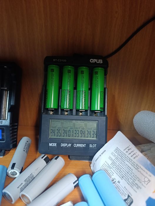 LG mj1. 3400 mAh. 18650