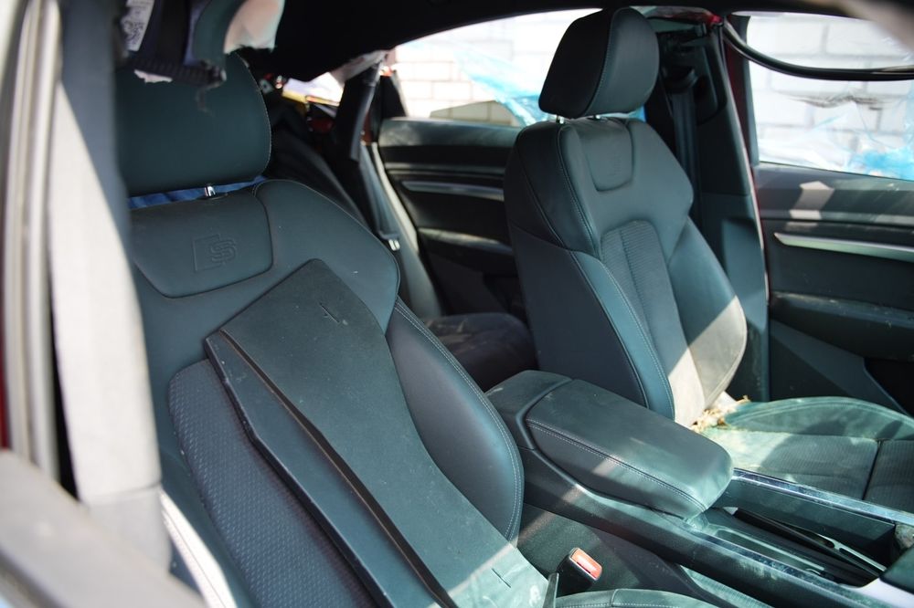 Розборка шрот Audi E-tron Sportback 55 2022 Ауді Е-трон електро