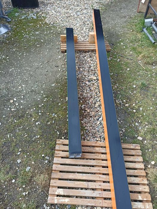 Profil aluminiowy konstrukcyjny 120x120mm systemowy typu OCTANORM M225
