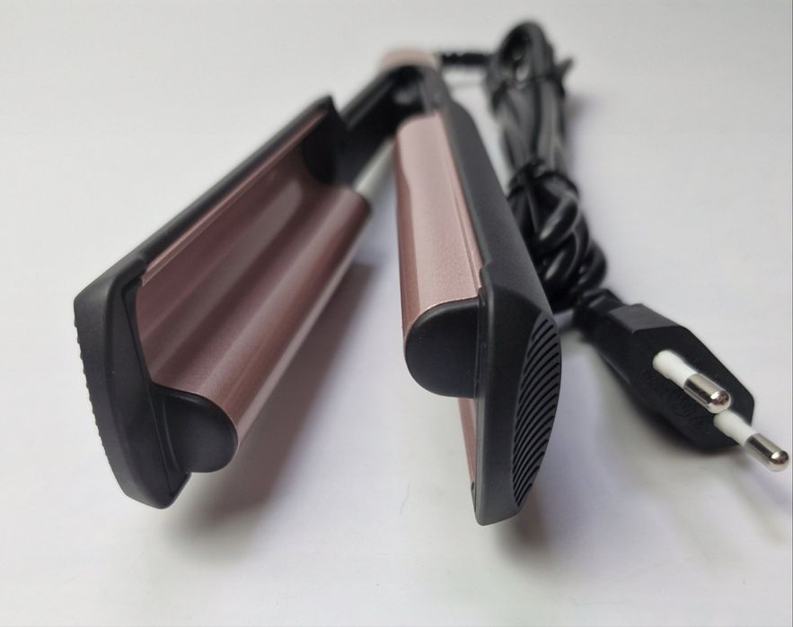 Karbownica do włosówHair Crimper Waver