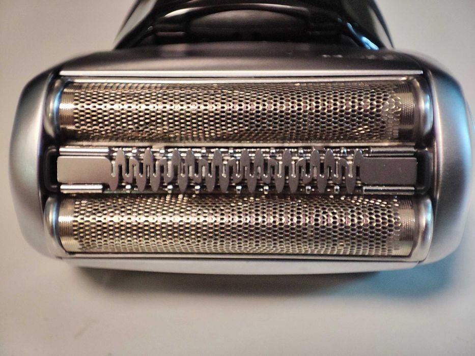 Электробритва BRAUN Series 7 760cc-4 Wet&Dry со станцией Clean & Renew