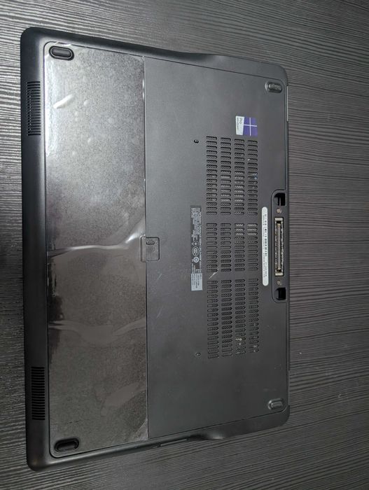 Portátil Dell E7450 14" | i5 | 16GB | 256GB | 1920x1080