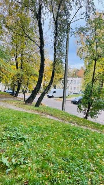 Продаж 4-кімнатної квартири по вул.Пасічна