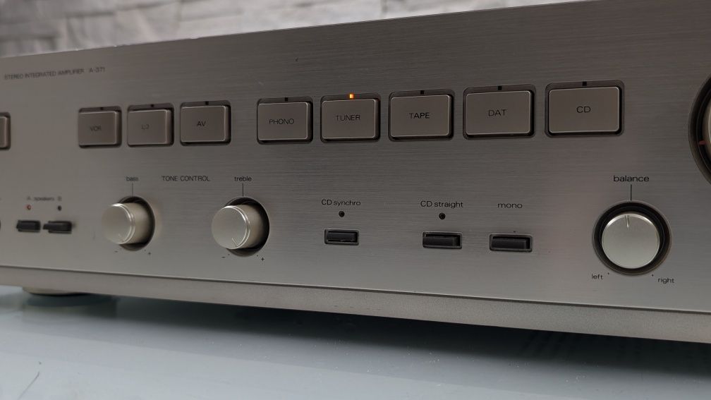 Luxman L-371 Wysokiej klasy zintegrowany wzmacniacz stereo