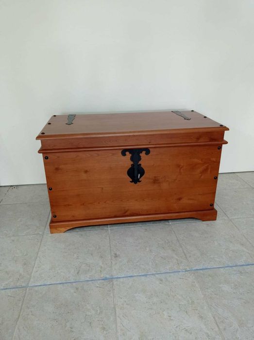 Arca madeira maciça NOVA - Encerramento de loja de mobiliário