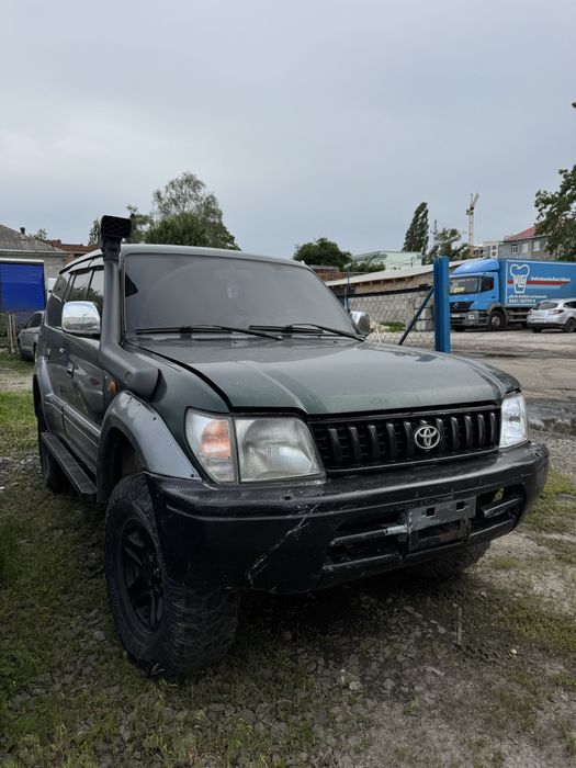 Розбираємо по запчастинах Toyota Land Crusier 90, 95 (5VZ-FE)