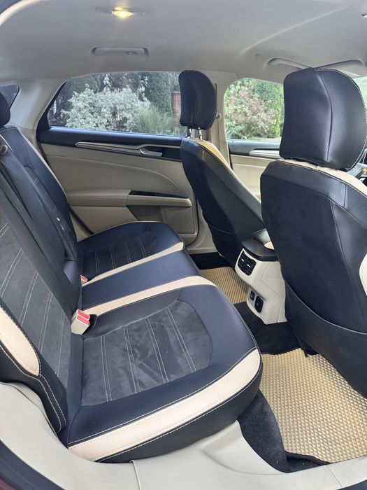 Орнедна авто Ford Fusion Hybrid  автомат