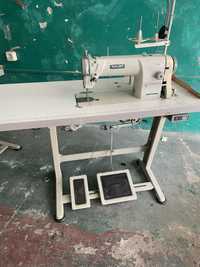 Прямострочная швейная машина siruba