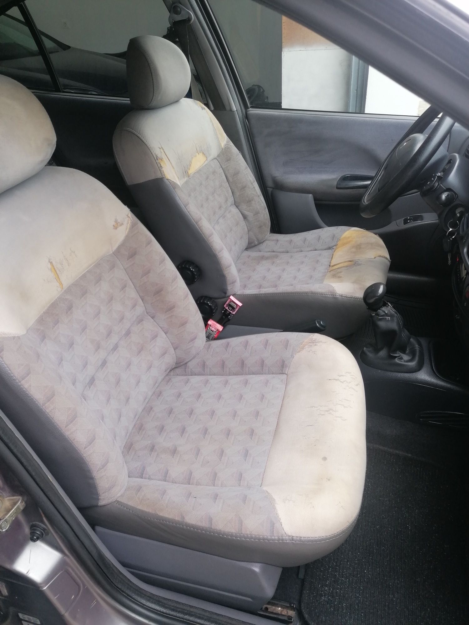 Renault Megane.        .