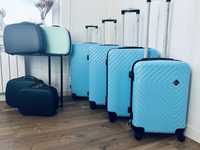 Nowa walizka srednia / bagaz do 20 kg/ walizki