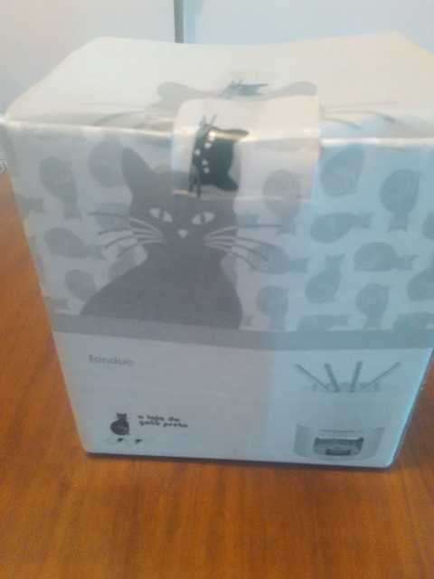 Fondue novo chocolate/queijo (Gato Preto)