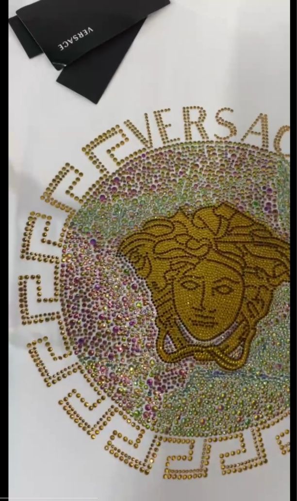 Футболка Versace - Элегантность в каждом штрихе!!
