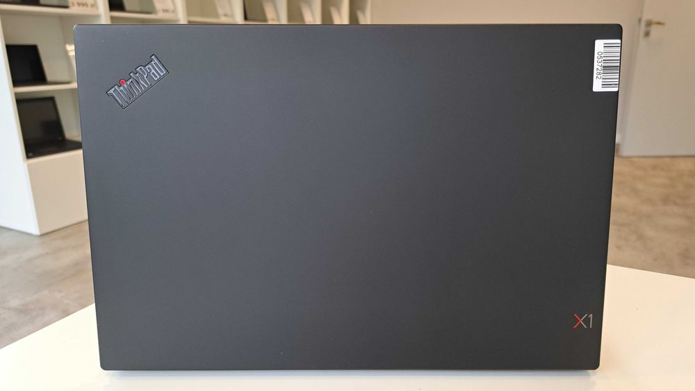 Laptop 14" Lenovo ThinkPad X1 Carbon G6 i7-8g 8GB 256SSD HDMI FHD W11