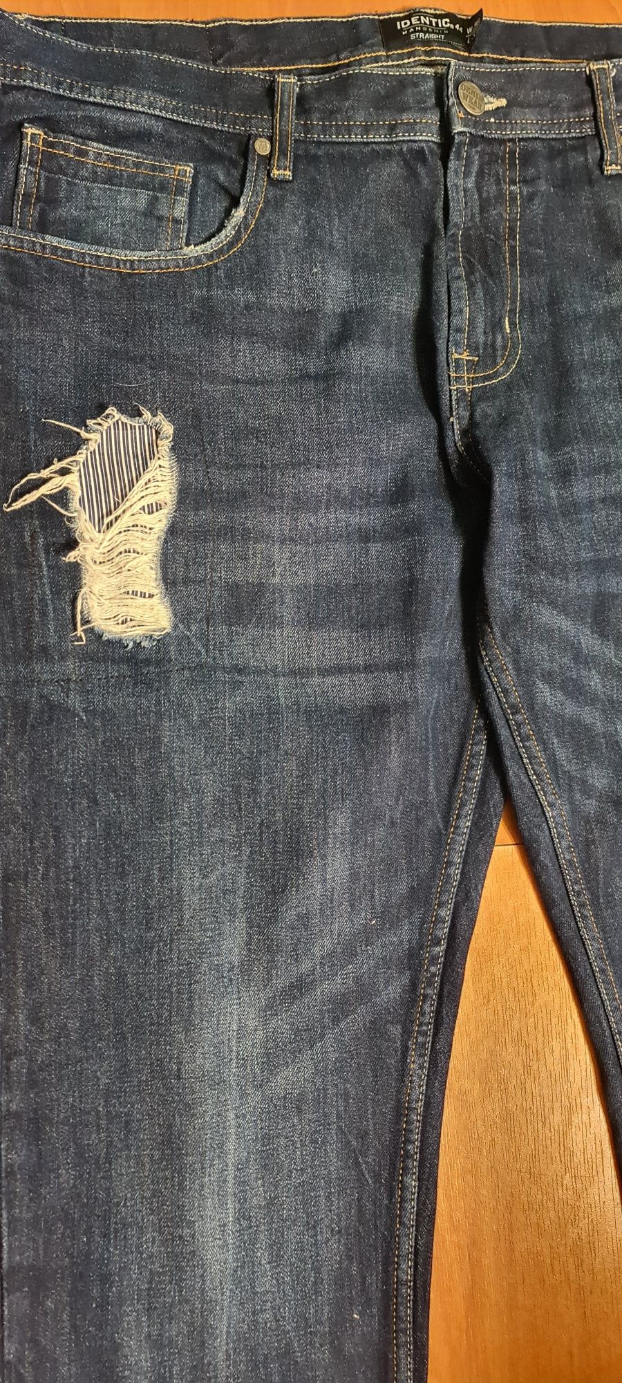 Spodnie jeans 36.