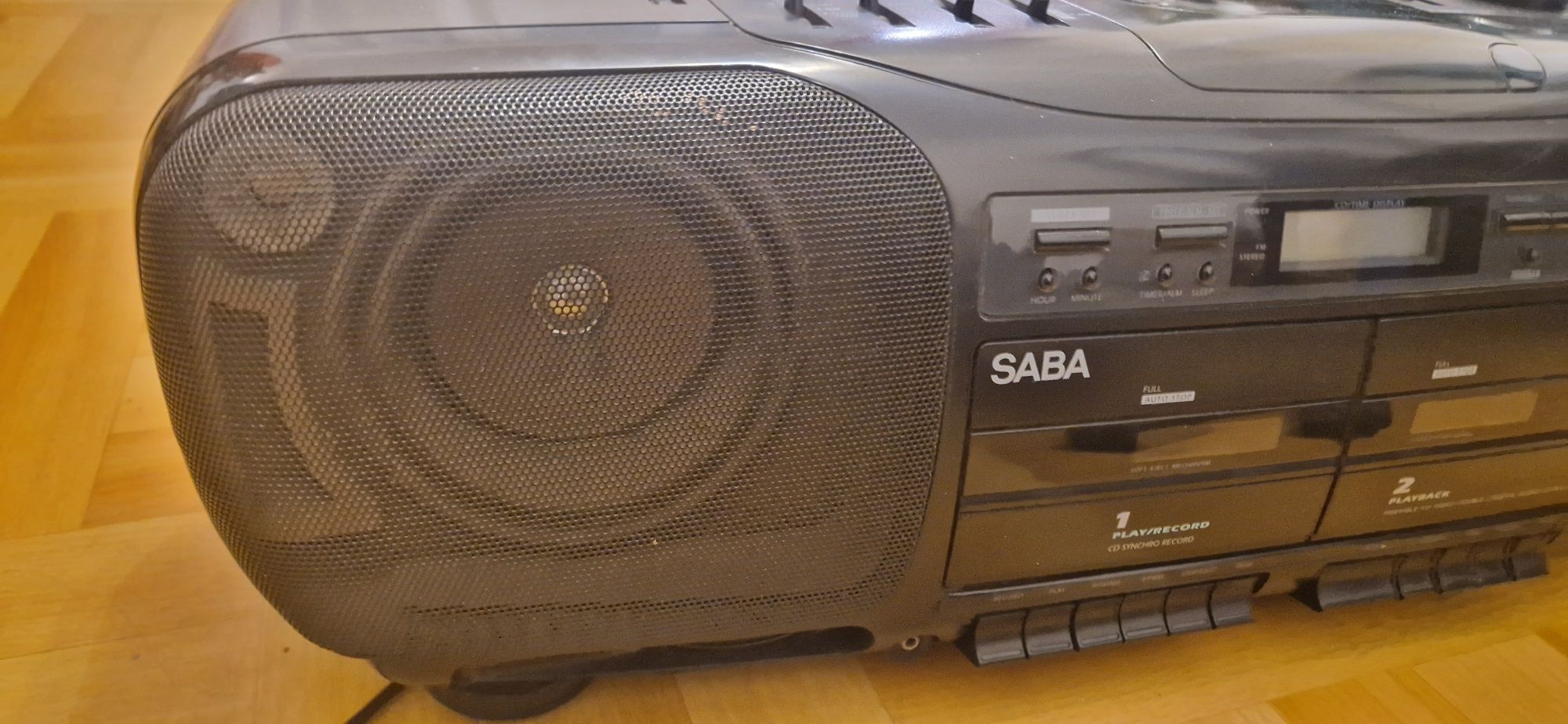 Przenośny radiomagnetofon z cd Saba jamnik boombox