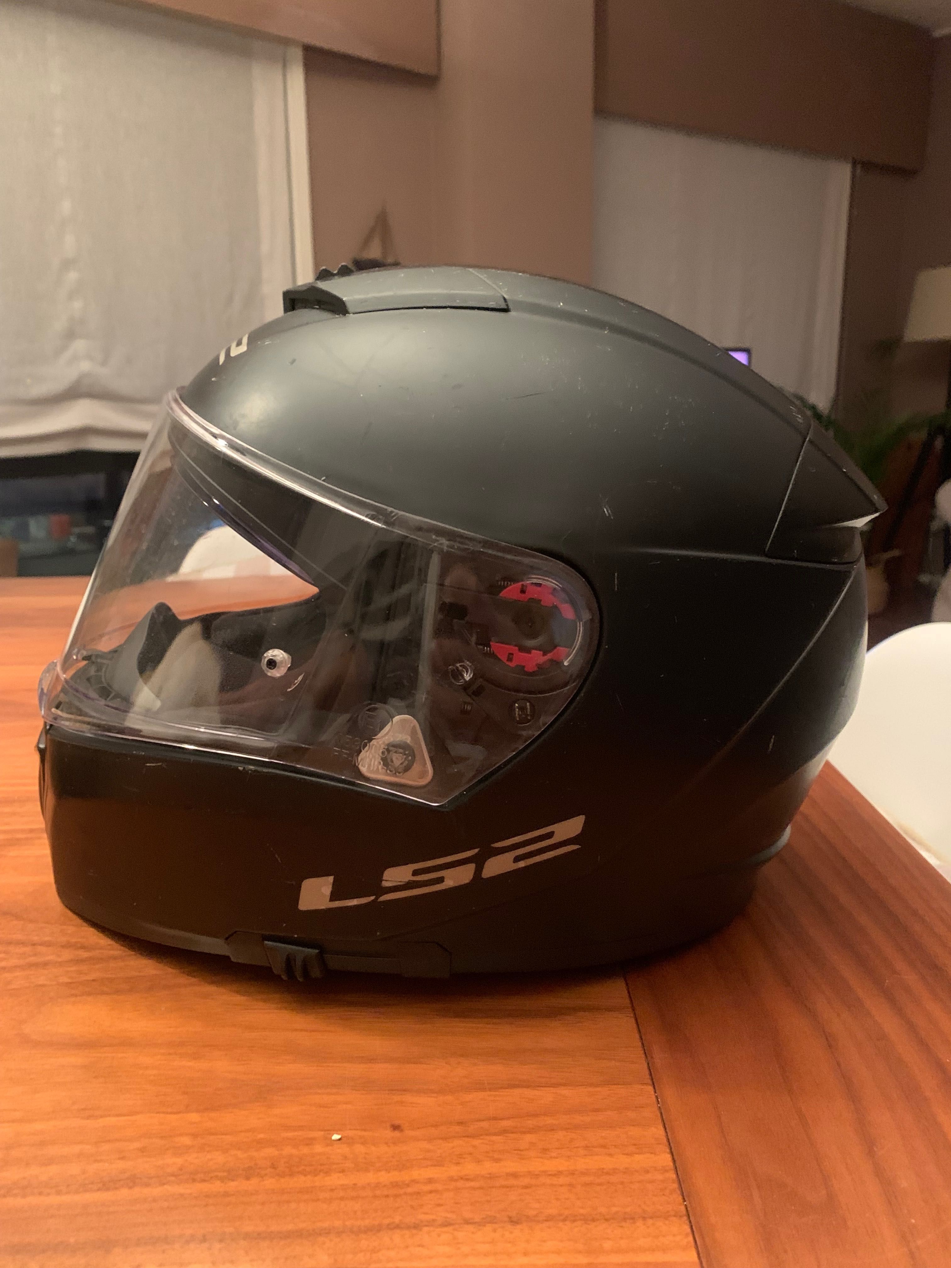 Capacete LS2 Breaker