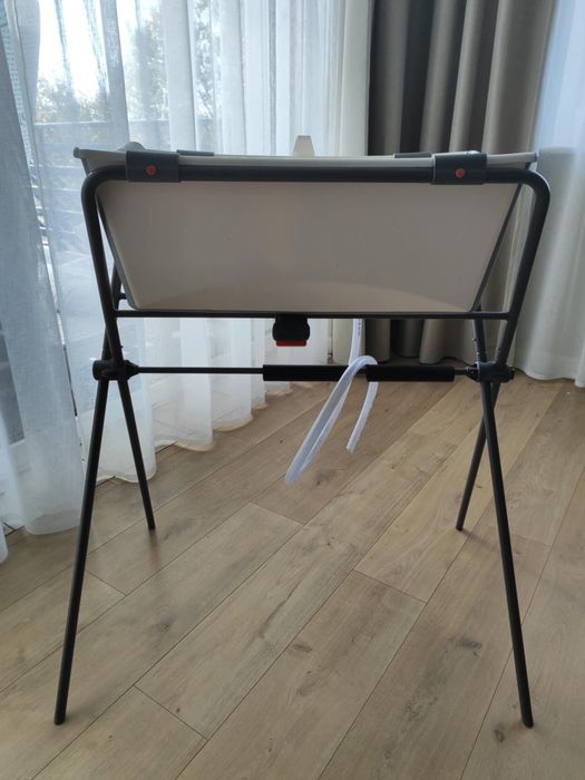 Stokke Flexi Bath wanienka ze stojakiem i wkladka noworodkową