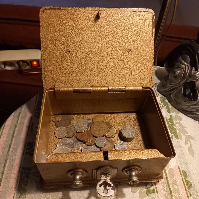 Cofre Antigo Ferro Fundido