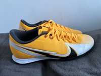 Nike Mercurial Vapor 13