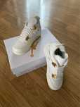 Jordan 4 Retro Metallic Gold (Women's) EU.42
