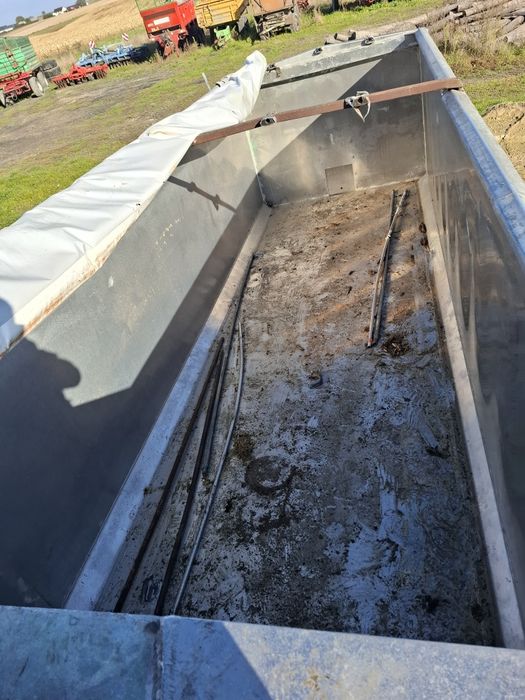 Przyczepa dwuosiowa  wywrotka kiper  30 m³