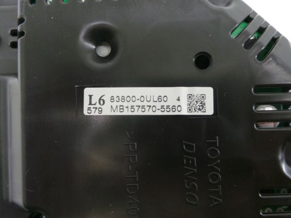 Quadrante / painel de instrumentos TOYOTA Yaris (_P13_)