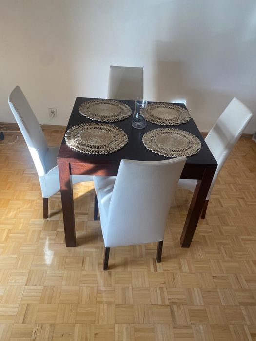 Stół rozkładany+6 krzeseł