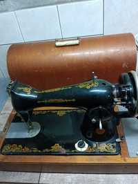 Швейна машинка  старого образця