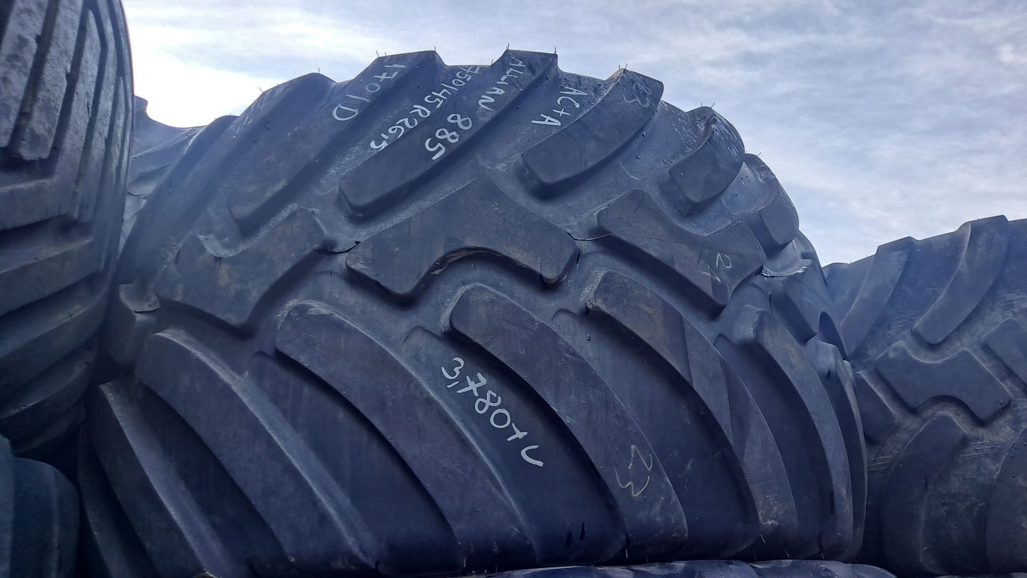 Opona 750/45R26.5 Alliance