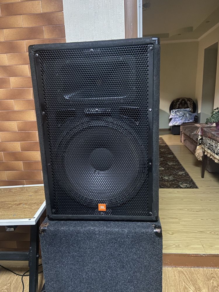 Колонки JBL  SF15 450ват